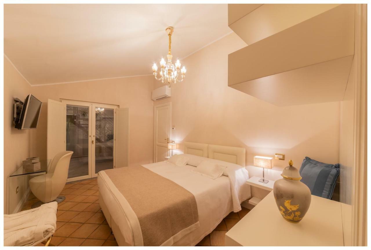 Boutique - Lodge & Suites Crotone Buitenkant foto