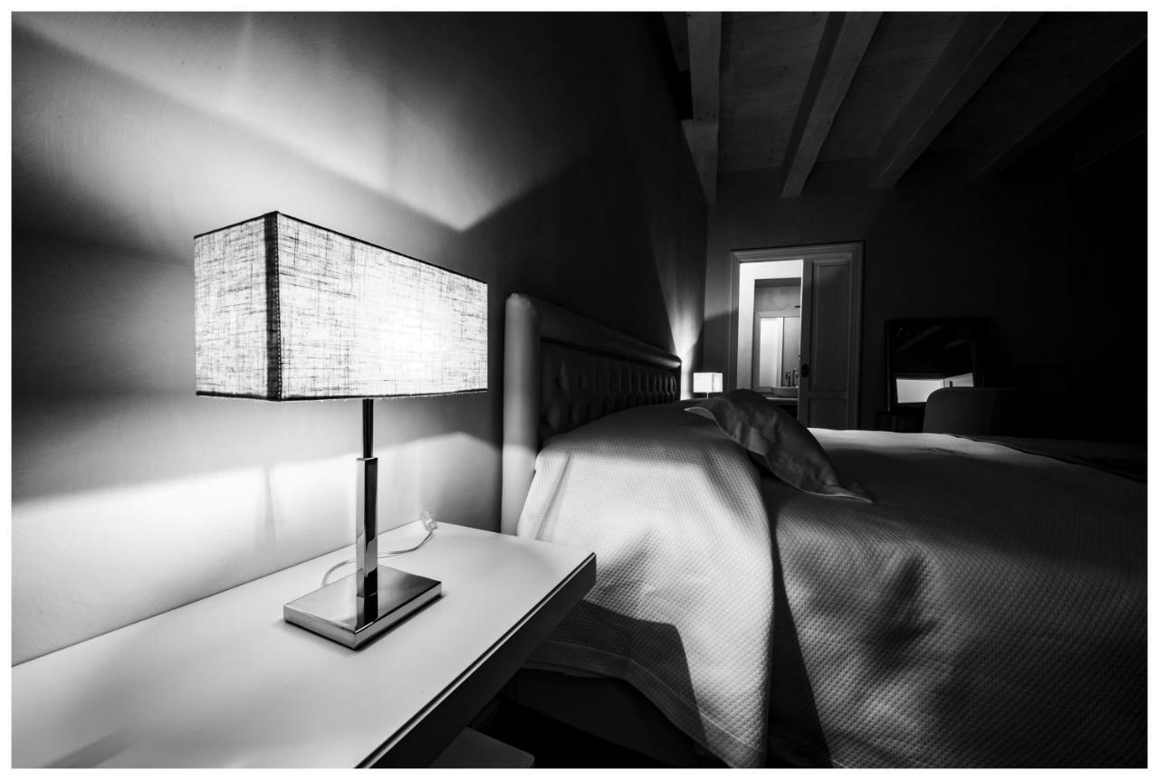 Boutique - Lodge & Suites Crotone Buitenkant foto