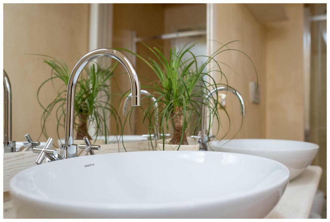 Boutique - Lodge & Suites Crotone Buitenkant foto