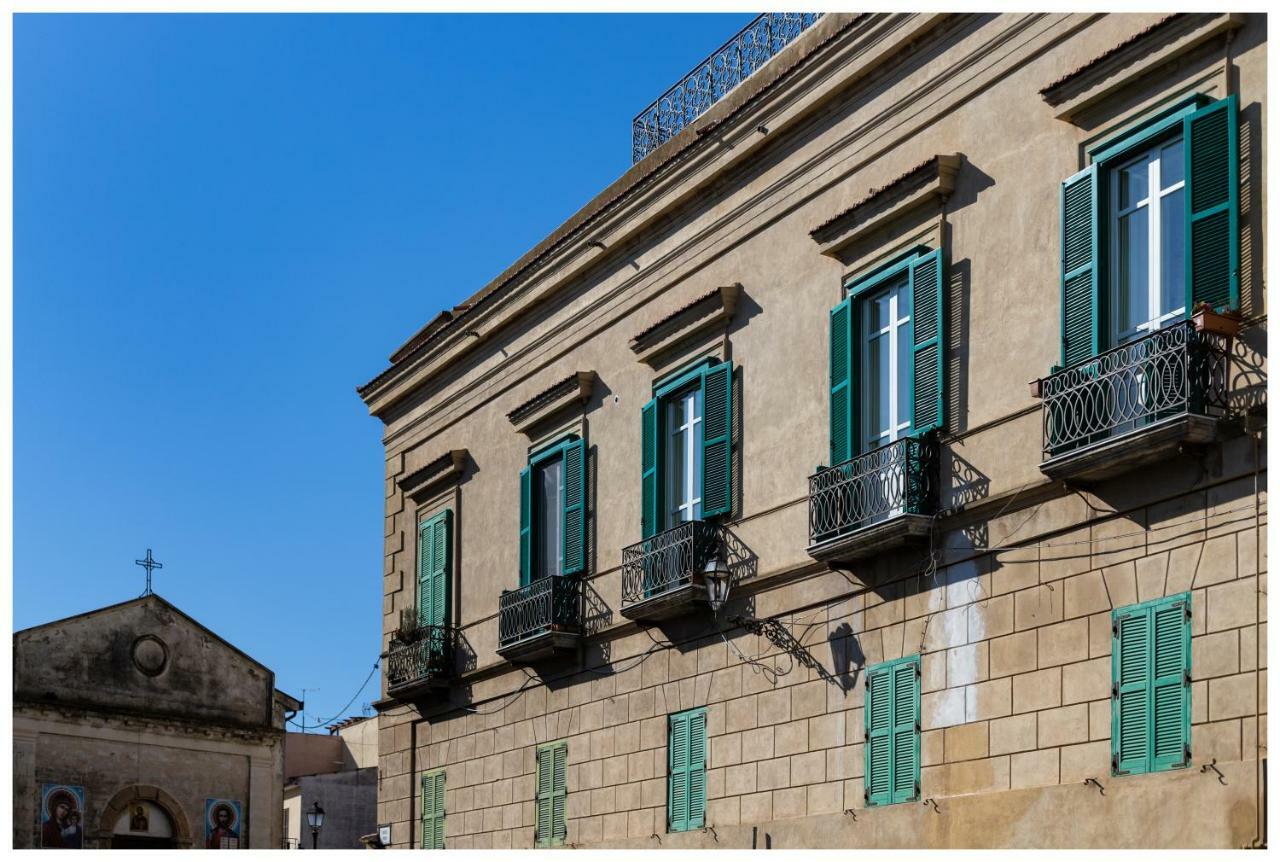 Boutique - Lodge & Suites Crotone Buitenkant foto
